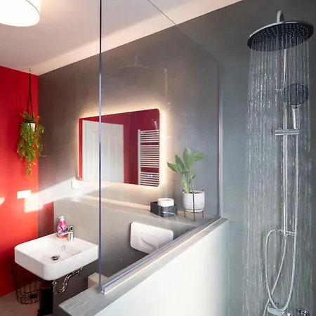Appartement Milano Red Residenz - Sauna, Nespresso, Netflix & Chill, Messe *