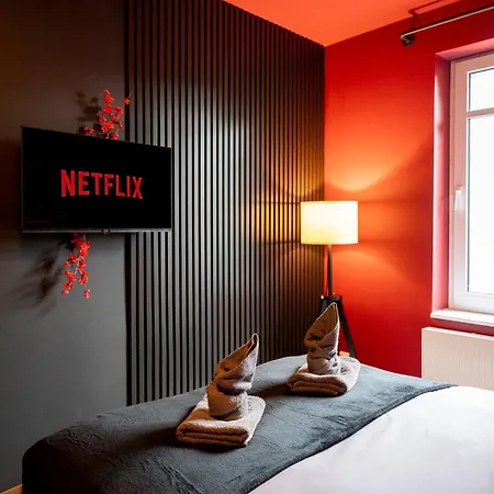 Milano Red Residenz - Sauna, Nespresso, Netflix & Chill, Messe * Chemnitz
